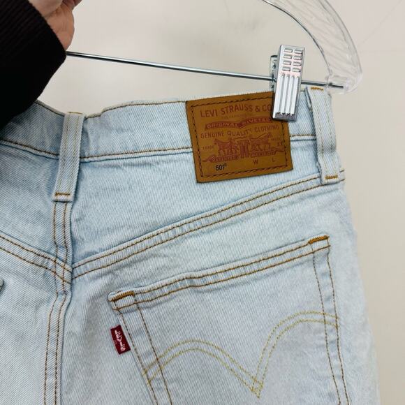 Levi’s Light Wash High Rise Cutoff Shorts Women’s Size 28 - Picture 7 of 10
